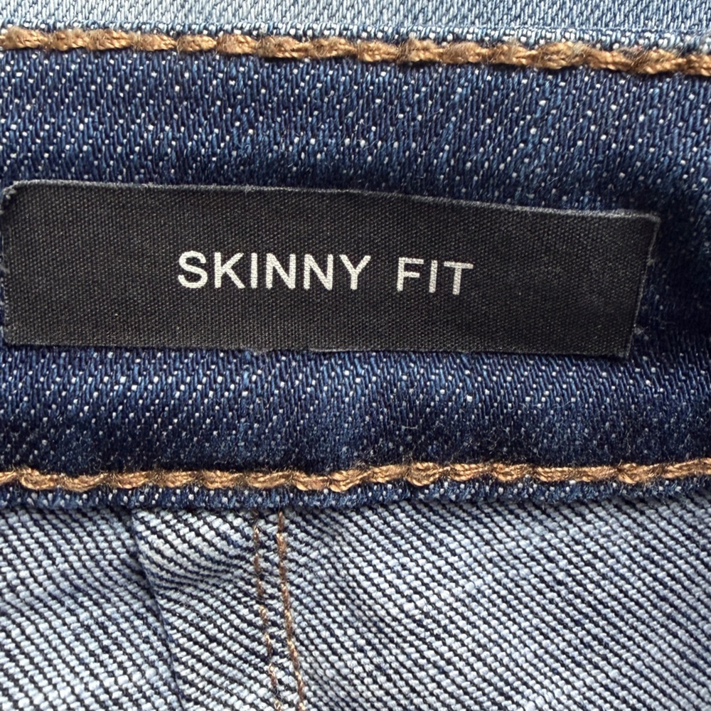 Judy Blue High Waist Button Fly Skinny Jeans - Picture 6 of 7